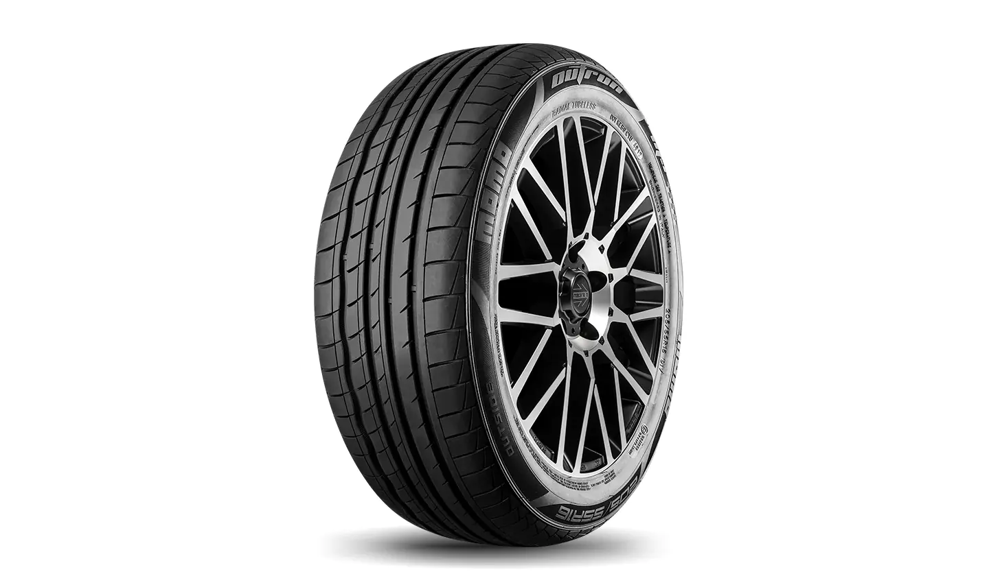 Momo Momo 215/50 R17 95W M-3 OUTRUN XL pneumatici nuovi Estivo 