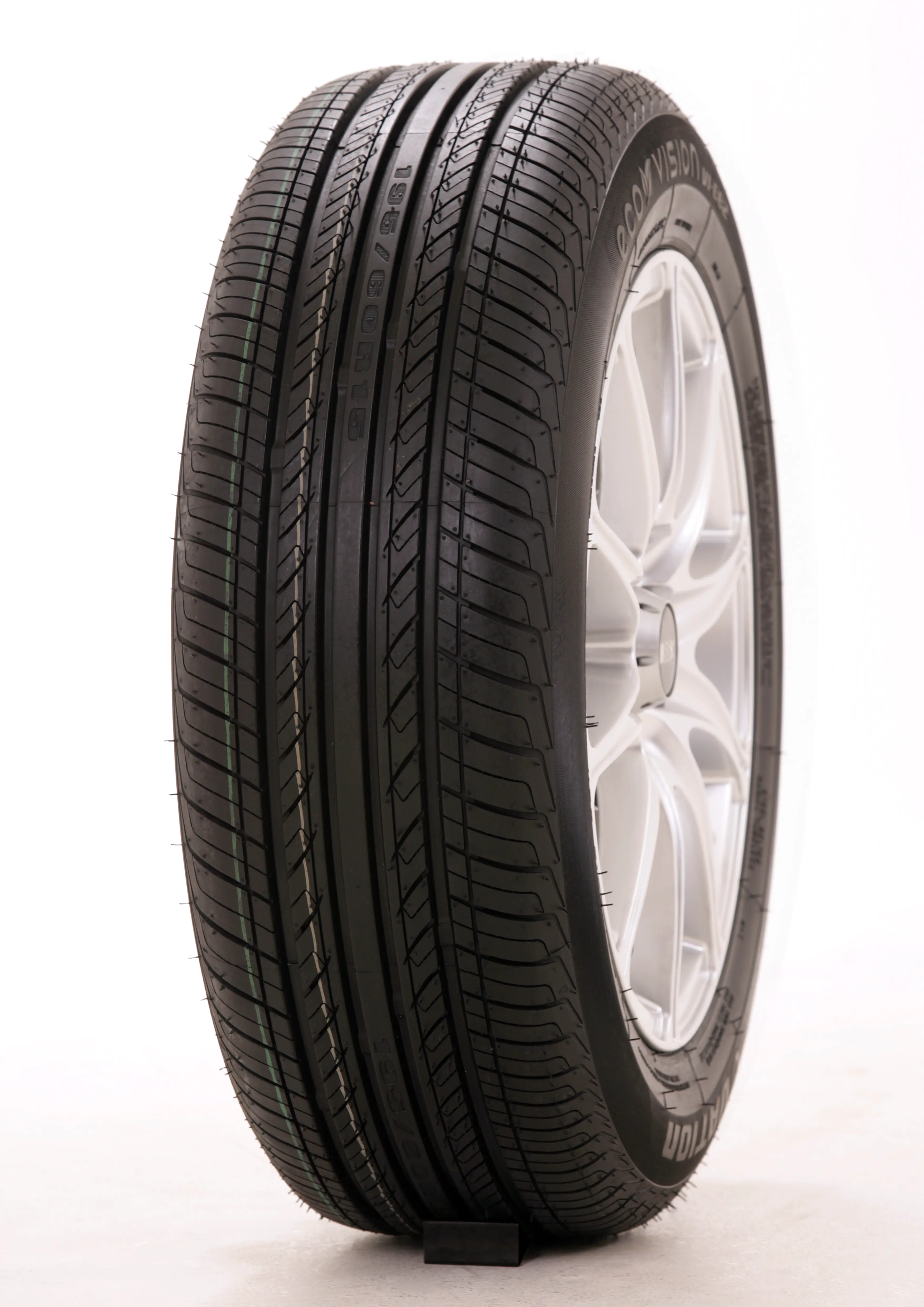 Gomme Autovettura Ovation 145/80 R12 74T VI-682 Estivo