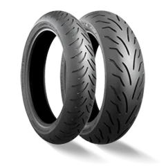 Bridgestone Bridgestone 120/80-12 65J BATTLAX SC B01 pneumatici nuovi Estivo 