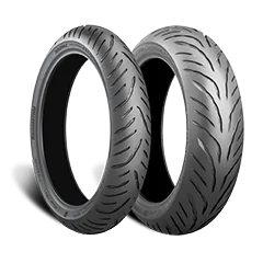 Bridgestone Bridgestone 180/55 R17 73W BATTLAX T32 pneumatici nuovi Estivo 