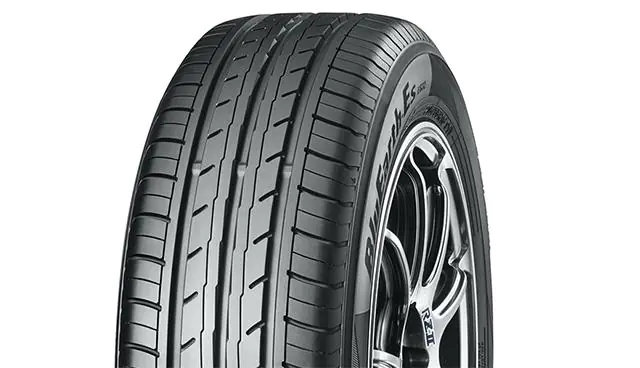 Yokohama Yokohama 185/60 R15 84H BluEarth-Es ES32 pneumatici nuovi Estivo 