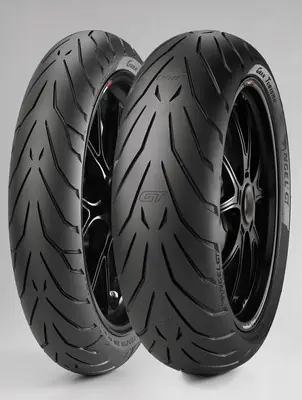 Pirelli Pirelli 120/70 R18 59W ANGEL GT FRONT pneumatici nuovi Estivo 